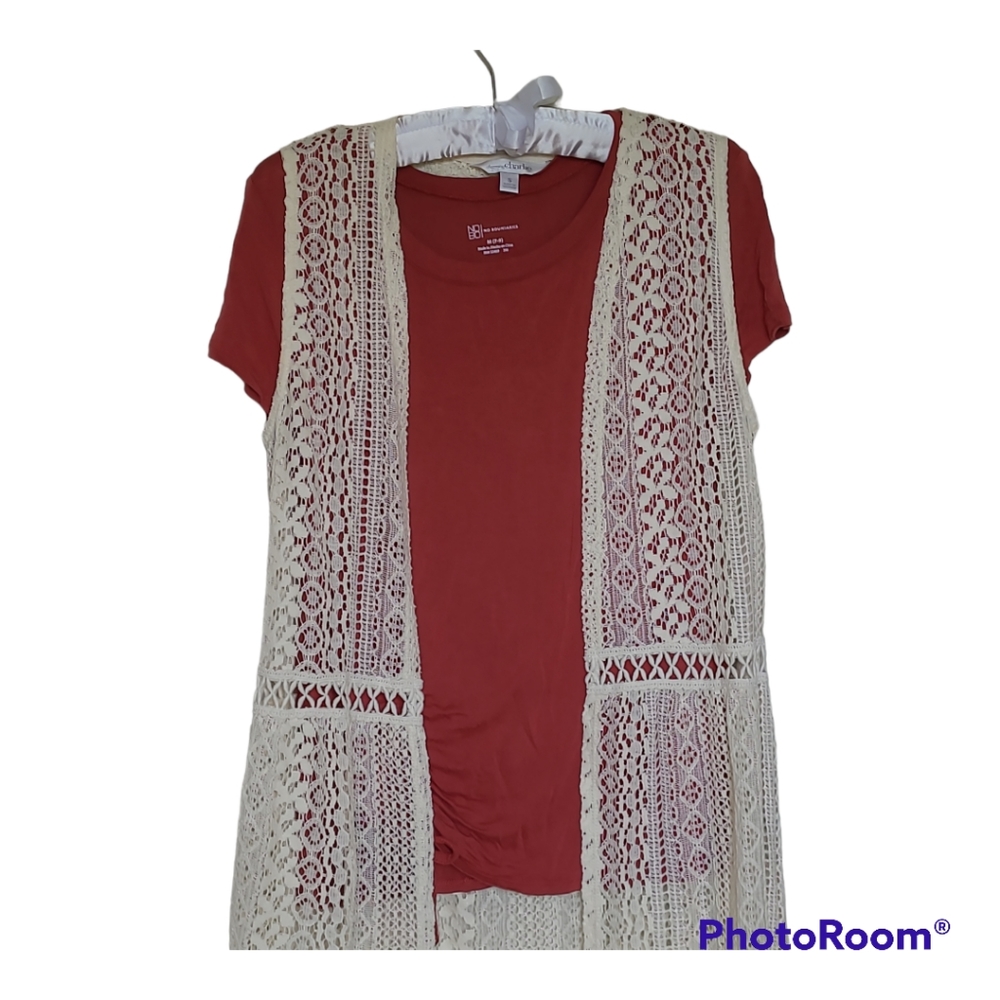 Charming Charlie's Ivory Cream Sleeveless Duster